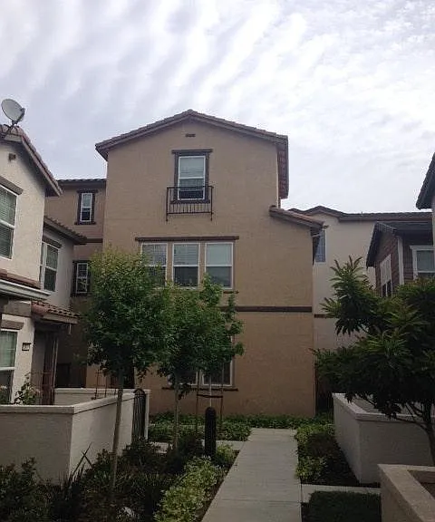 2913 Kobio Dr — Photo 1