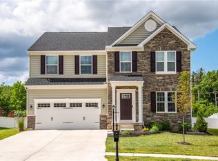 2828 Riverstone Dr, Xenia, OH 45385