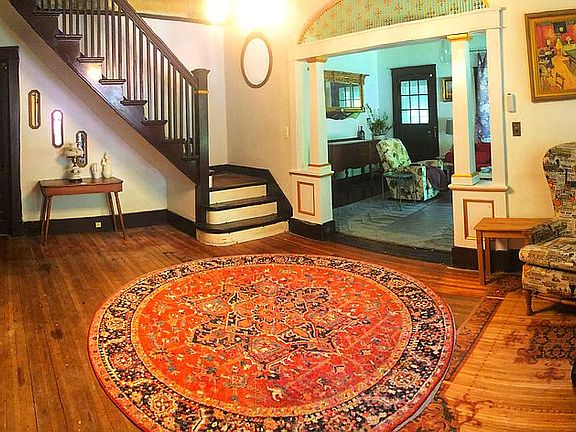 Dining room or Foyer