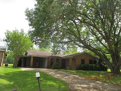 1st image of 909 Richmond Dr