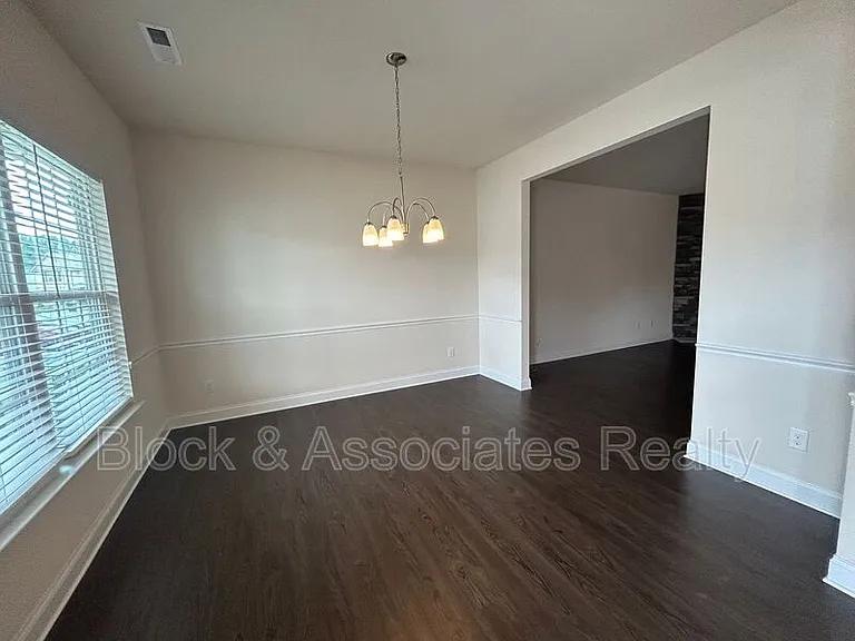 1464 Land Grove Dr — Photo 8