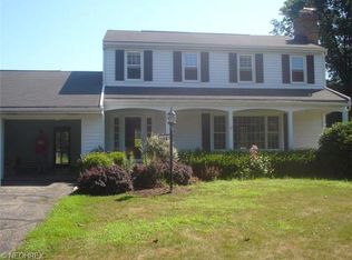 150 Willowbend Dr, Madison, OH 44057