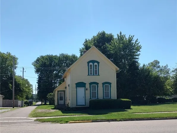 119 N Main St, Tuscarawas, OH 44682