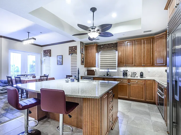 10300 Tarpon Landings Ter #4 — Photo 11