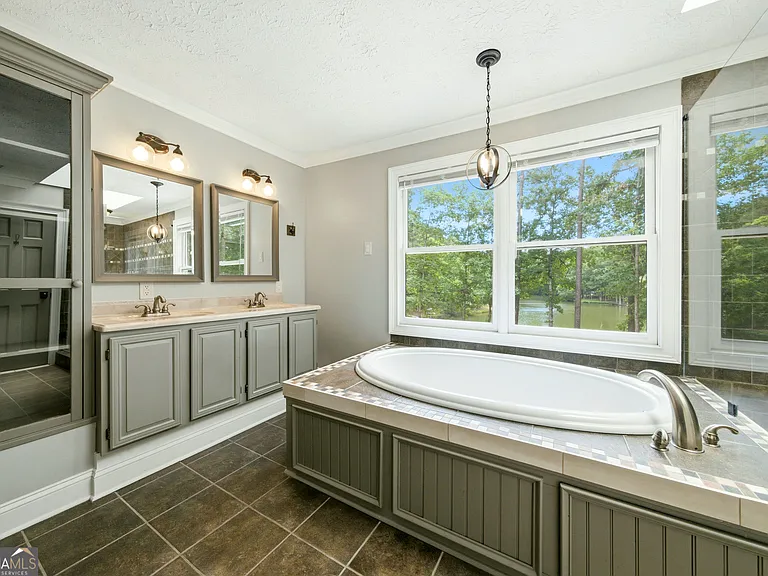 250 Aspen Way — Photo 42