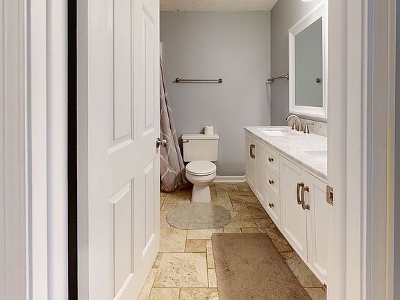 5th image of 6819 Morganford Rd