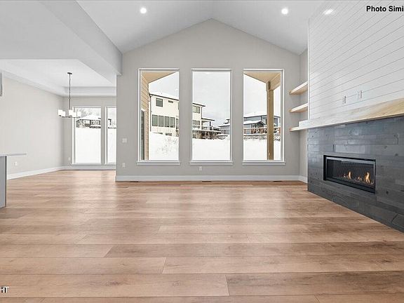 2nd image of L2 Paine Cir