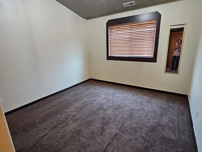 1374 Bristol Rd — Photo 14