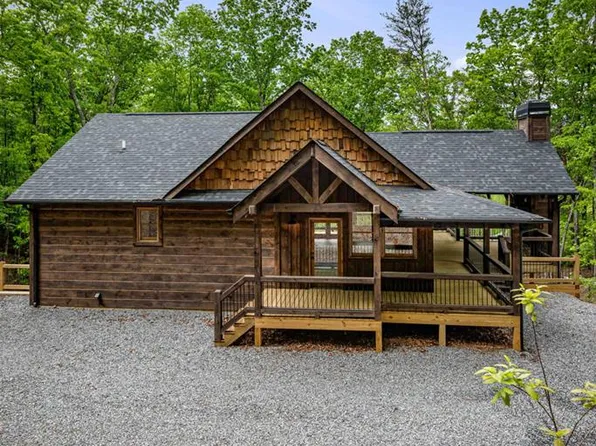120 Green Ridge Rd, Blue Ridge, GA 30541