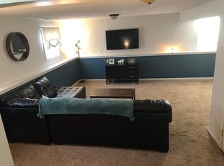 181 Meadow Glen Dr, Avon, IN 46123