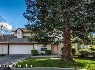 3840 Olivebranch Ln, Carmichael, CA 95608