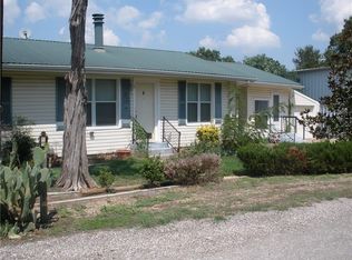 210 Crowfoot Ln, Whitney, TX 76692