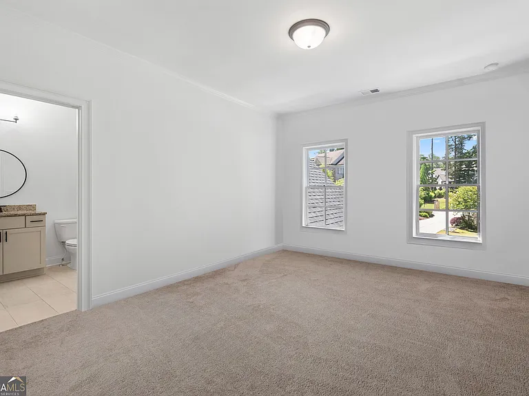 2045 Kent Ct — Photo 62
