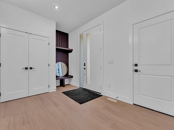 4th image of 18632 130th St NW