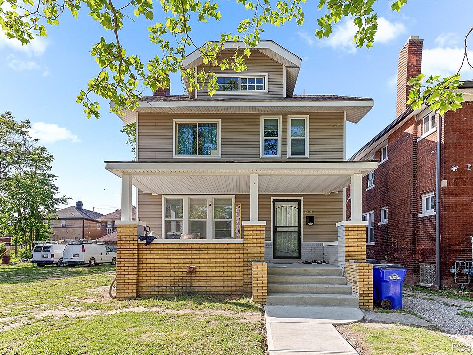 1st image of 3328 Blaine St