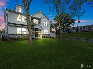 146 Park Ave, Iselin, NJ 08830