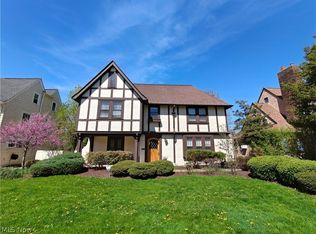 18421 Lynton Rd, Shaker Heights, OH 44122