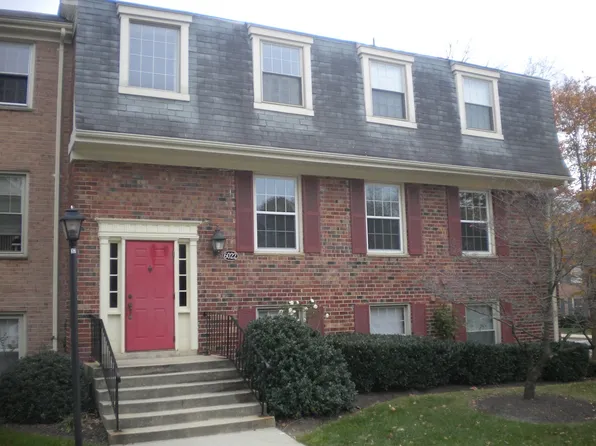 6022 Westchester Park Dr #2, College Park, MD 20740