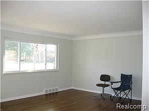 3rd image of 14205 Shadywood Dr