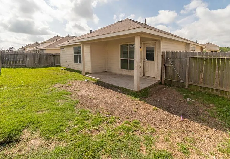 2602 Montecito Ln — Photo 5