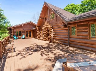 W3805 Kelly Rd, Lake geneva, WI 53147