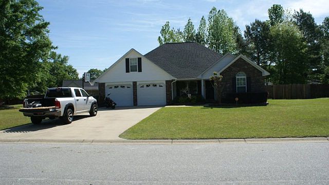 1st image of 395 Trailwood Dr