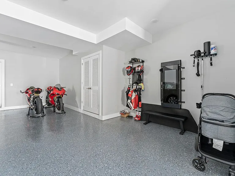 335 Virginia Ave #2 — Photo 37