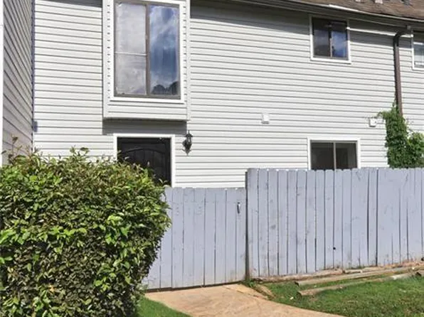 313 Country Club Dr, Jonesboro, GA 30238