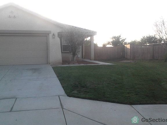 2nd image of 3404 Blossom Dr