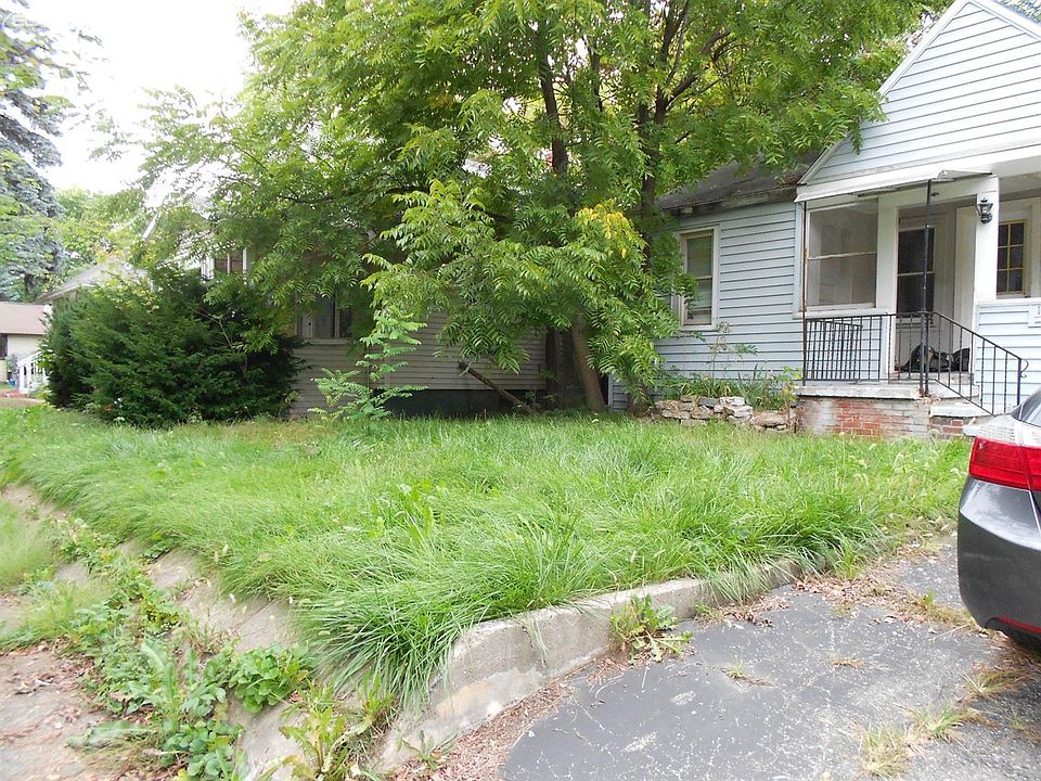 2nd image of 1637 Illinois Ave