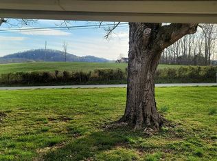 272 Cherry Creek Rd, Sparta, TN 38583