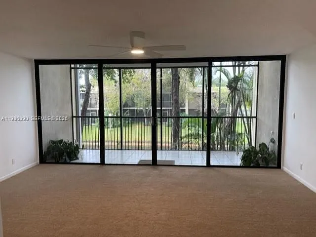 Building Photo - 2921 SW 87th Ave #509
