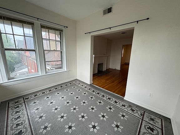 5th image of 3852 Russell Blvd APT 6