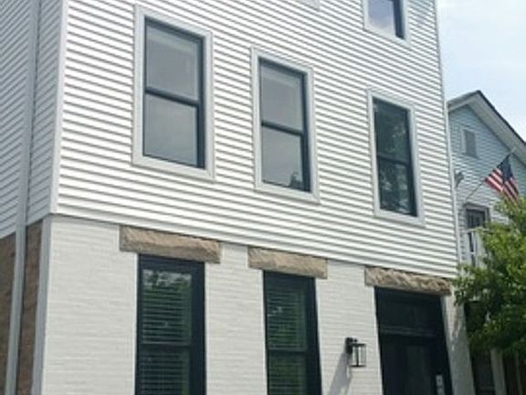 2nd image of 1242 W Huron St #1