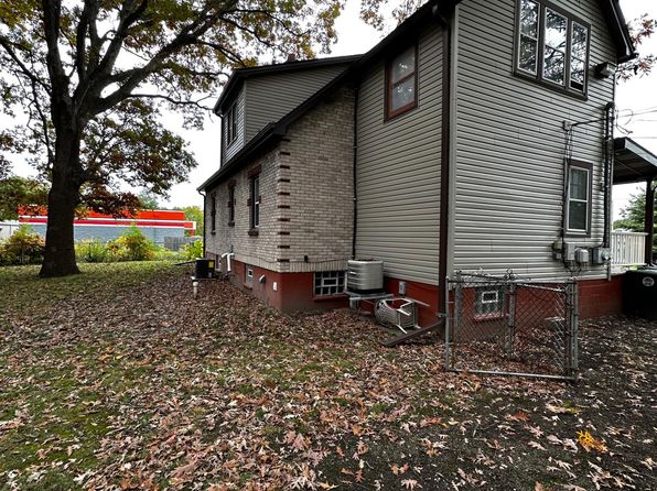 (undisclosed Address)