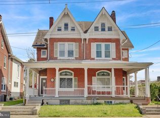 12 E Washington St, Fleetwood, PA 19522