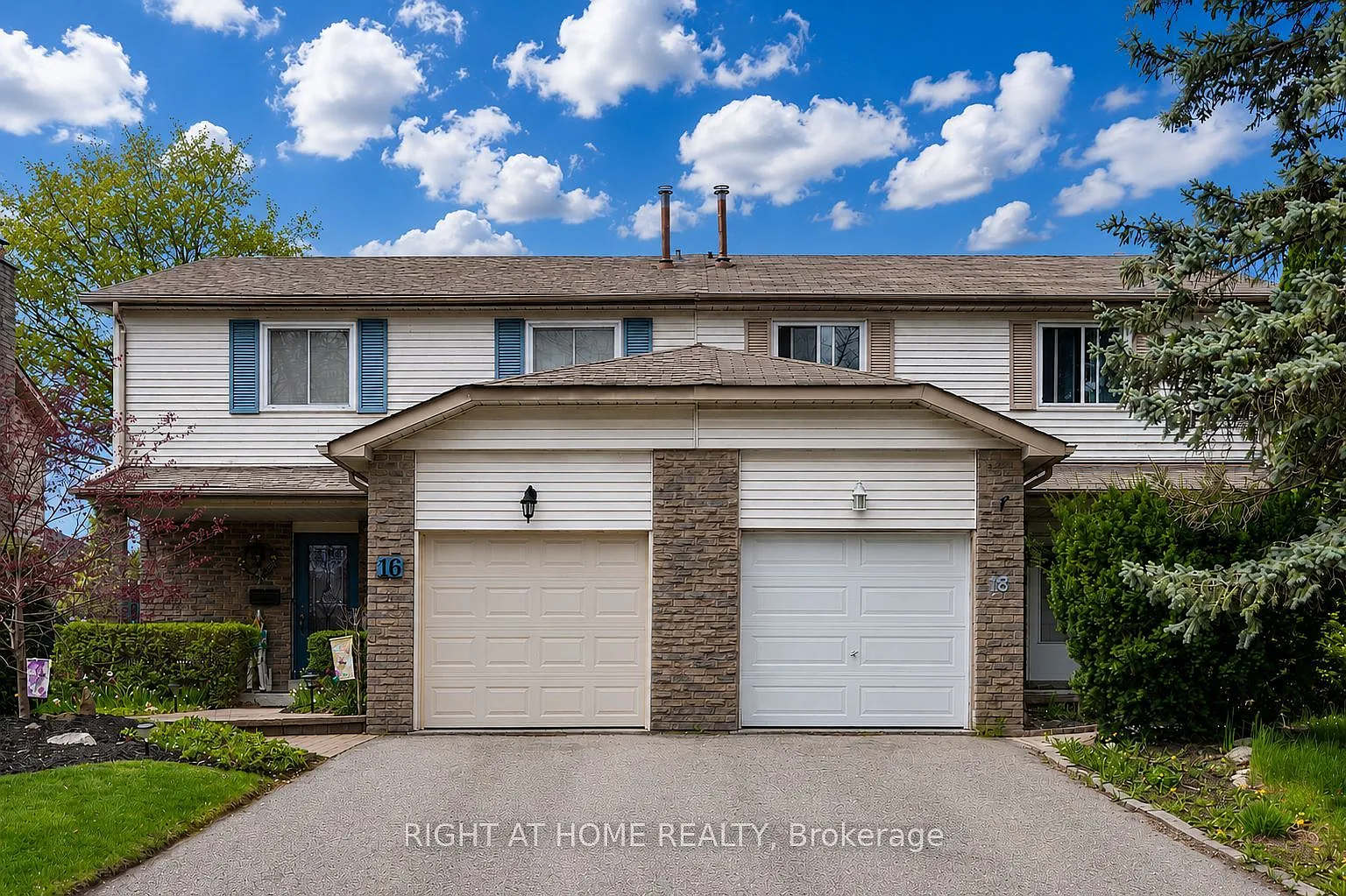 4 bed, $2,950 — Photo 1