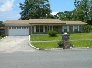 1516 Rebecca Dr, Jacksonville, FL 32221