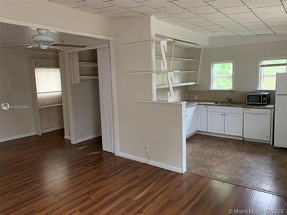 2nd image of 834 SW 11th St #C