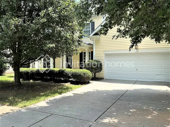 14319 Pintail Landing Ln, Charlotte, NC 28278