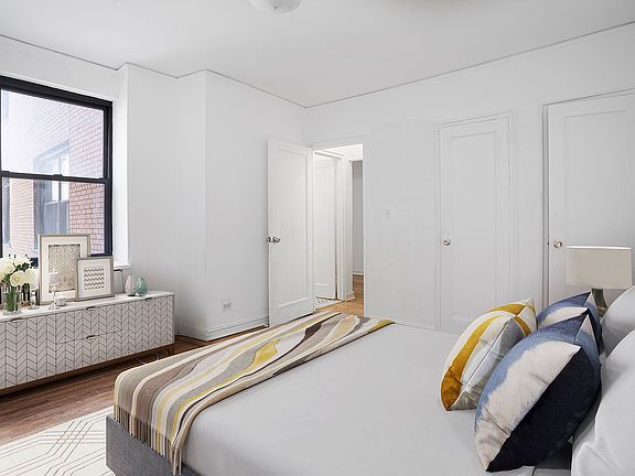 5th image of 1410 York Ave #5B
