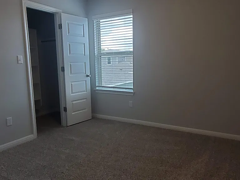 1717 Fountain Bridge Dr #1 — Photo 9