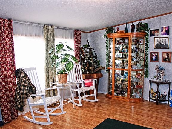 2nd image of 120 Clark St