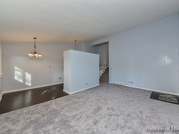 5th image of 407 N Douglas Ave