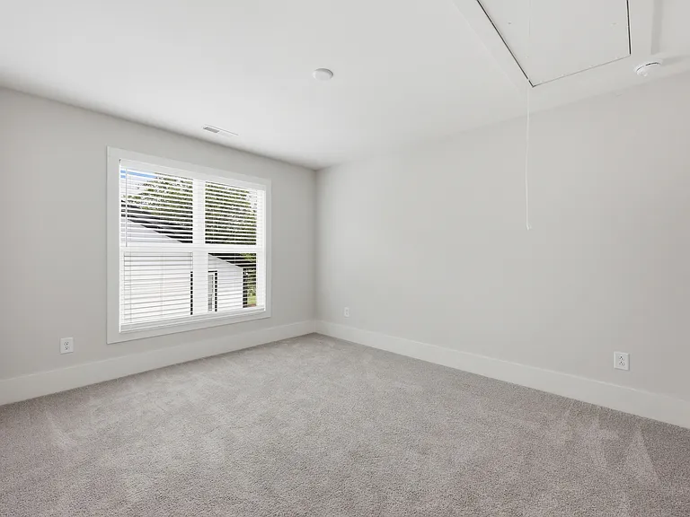 2957 Ross Ave — Photo 23