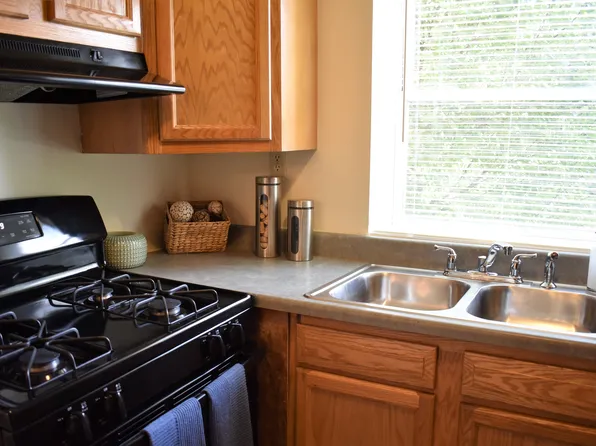 Berkshire Gardens, 1536 Allegheny Ave #A04, Reading, PA 19601