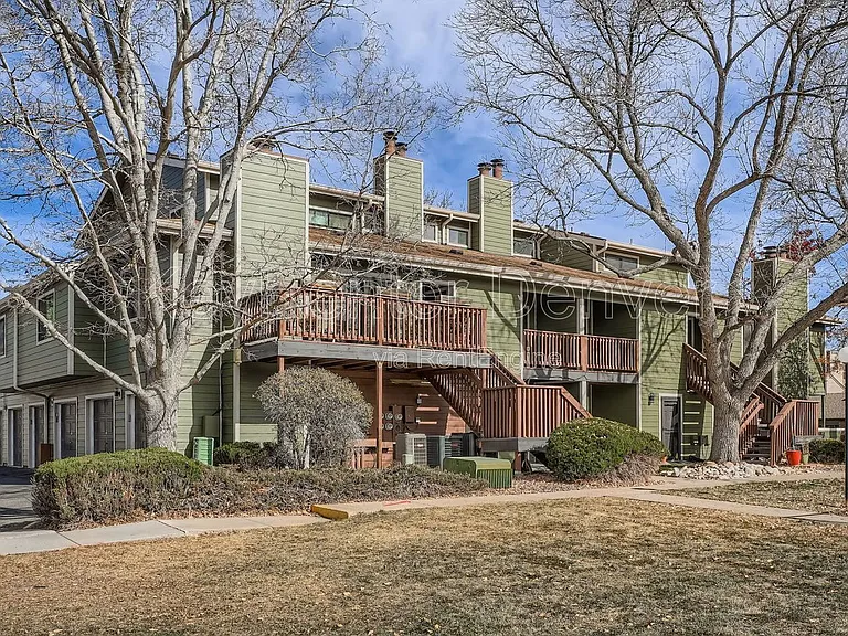 540 S Forest St #3201 — Photo 11