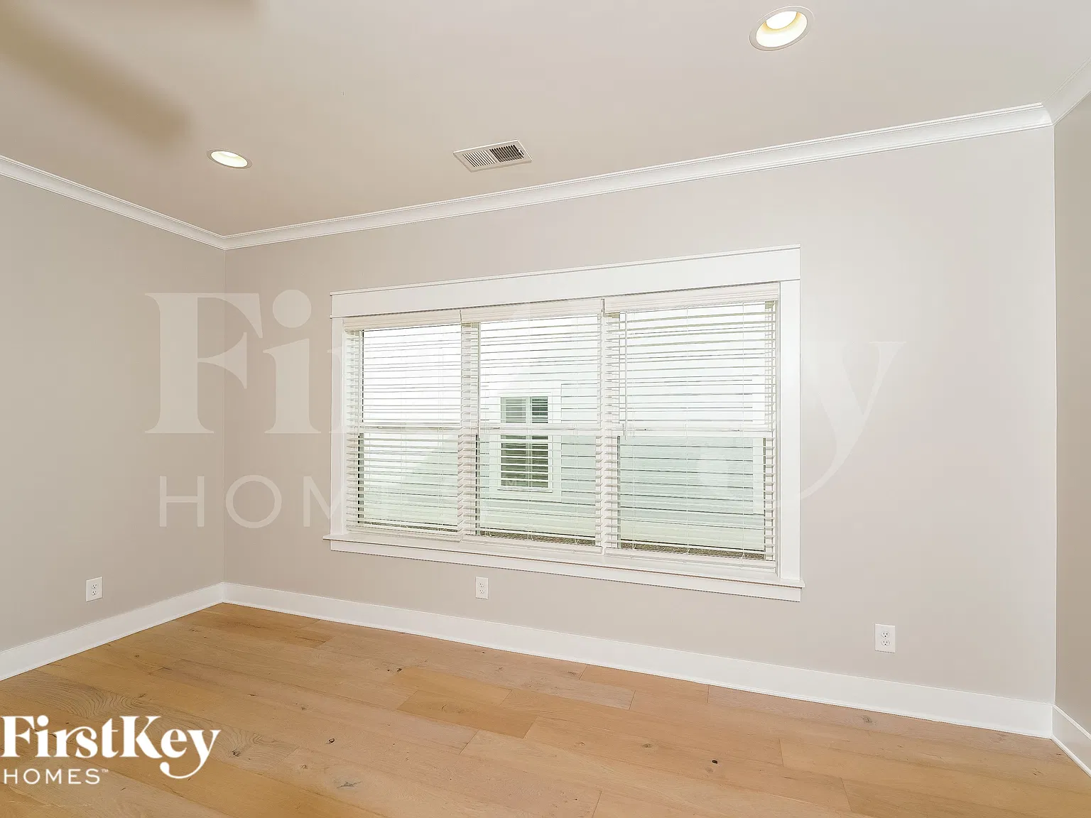 3 bed, 2.5 bath, 1866 sqft, $2,490 — Photo 3
