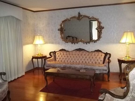 3rd image of 1701 N Avenue L