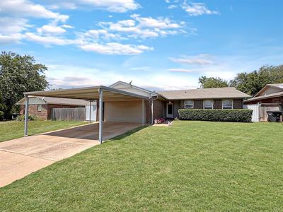 1049 NW 25th St, Moore, OK, 73160